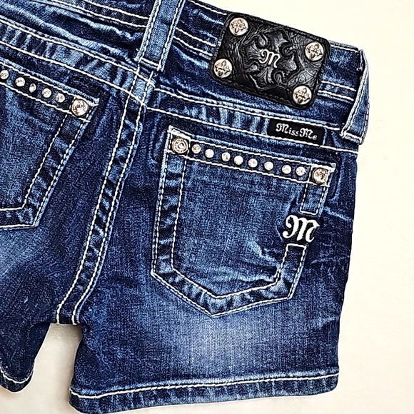 Miss Me Shorts. (Youth) Girl's Size: Waist 10x2.5 Inseam. - Picture 4 of 11